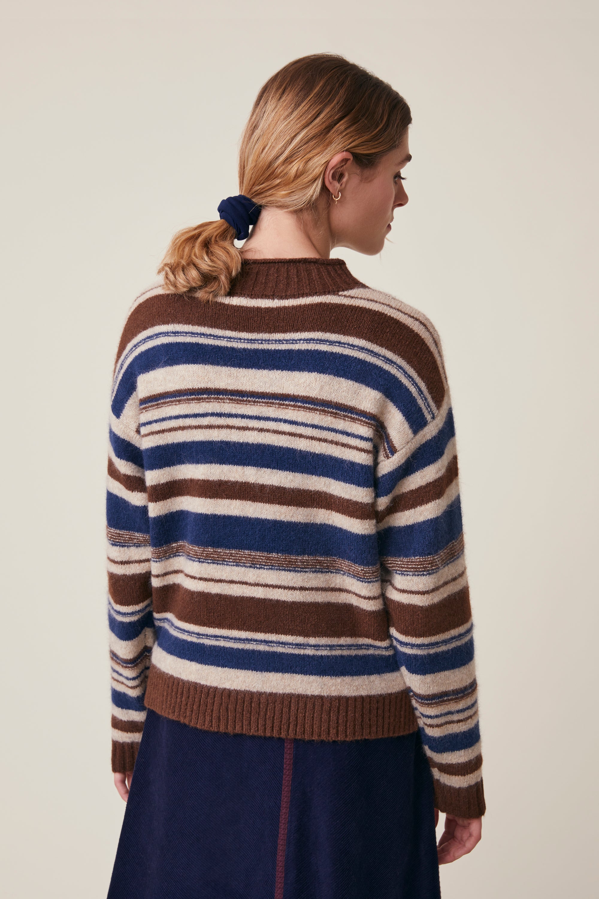 Maria Sweater N°235 Joker Comedia